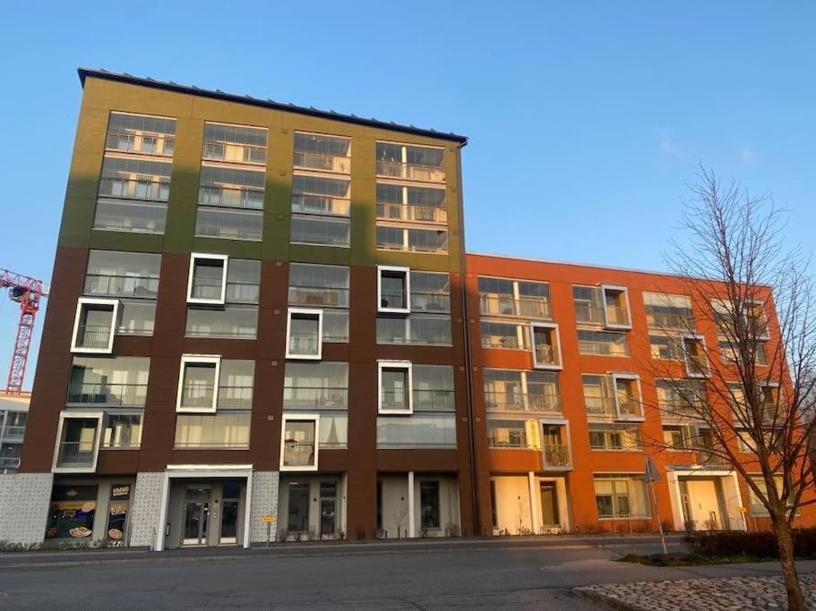 Modern Two Bedroom Apartment Near Helsinki Airport Vantaa Extérieur photo