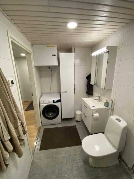 Modern Two Bedroom Apartment Near Helsinki Airport Vantaa Extérieur photo